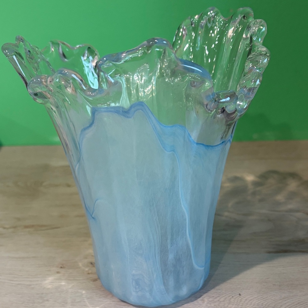 Murano Handblown art glass vase 8 inches